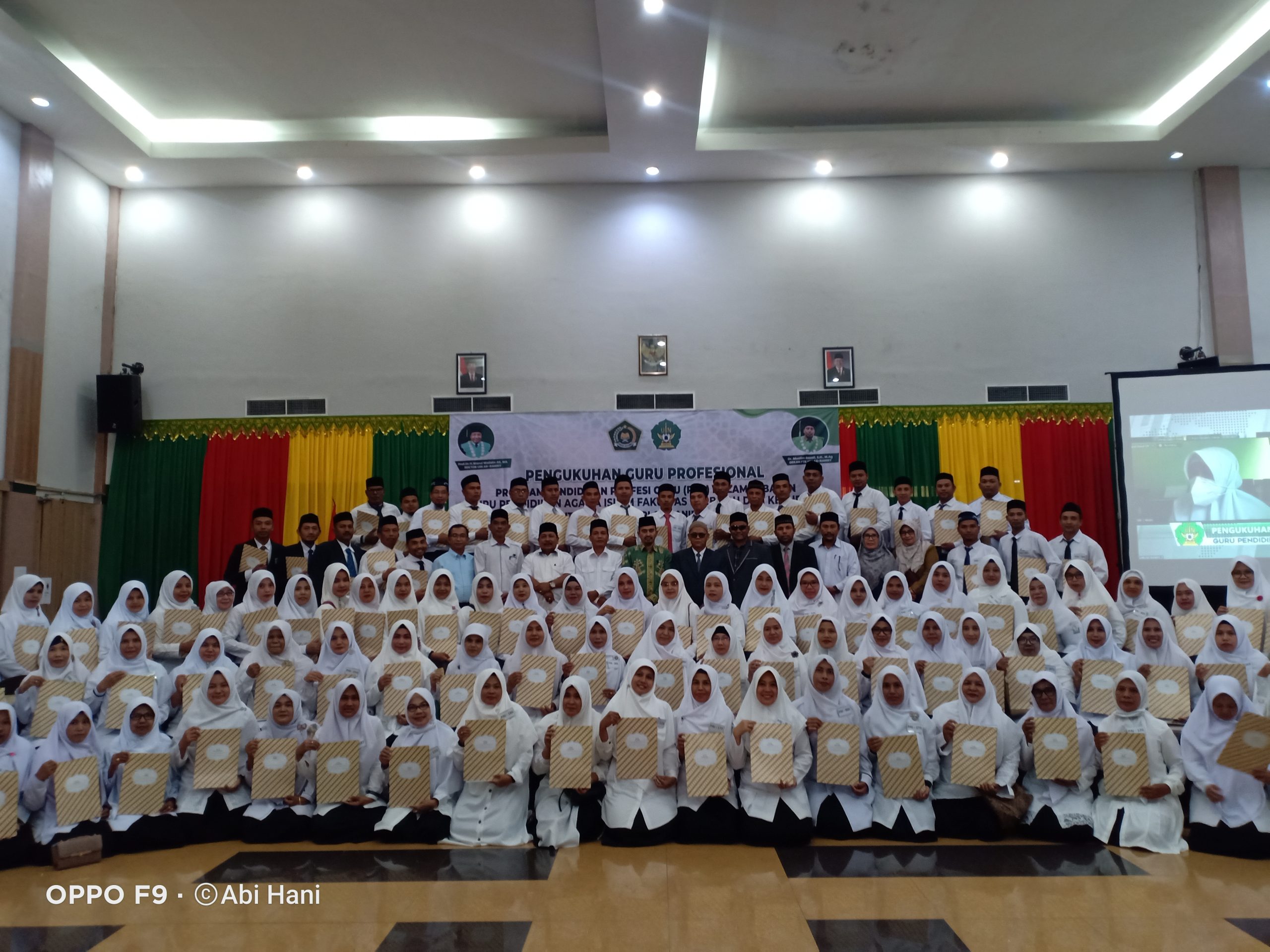 Rektor UIN Ar-Raniry Banda Aceh Kembali Mengukuhkan 420 Guru Profesional