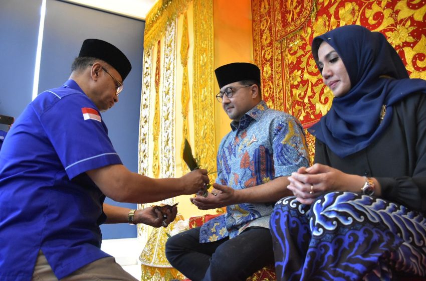  Tiba di Aceh, Teuku Riefky disambut antusias para kader dan simpatisan