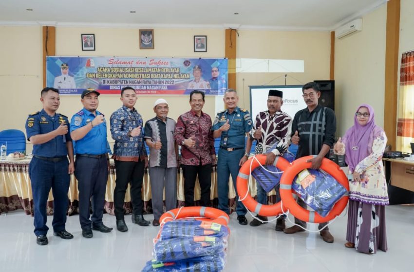 Nelayan di Nagan Raya Diberikan Bantuan Alat Keselamatan melalui Dishub Aceh