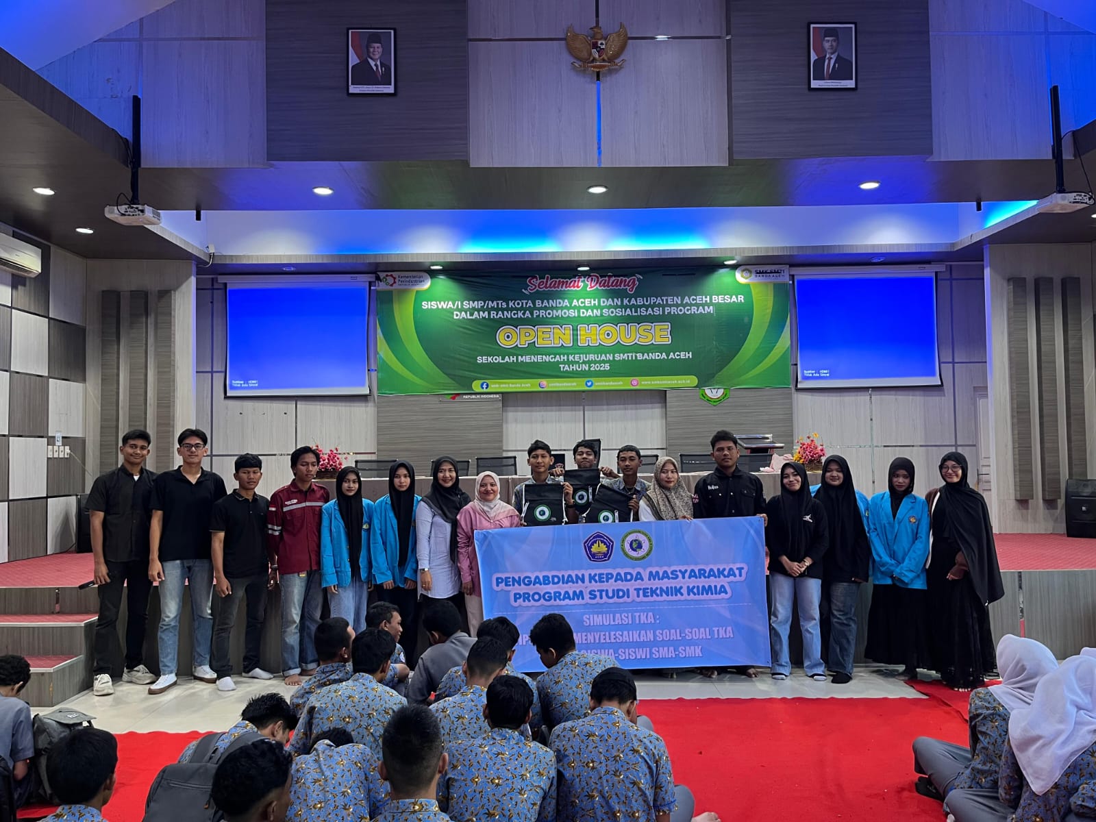 Program Studi Teknik Kimia Laksanakan Pengabdian kepada Masyarakat melalui Simulasi TKA di SMK-SMTI Banda Aceh