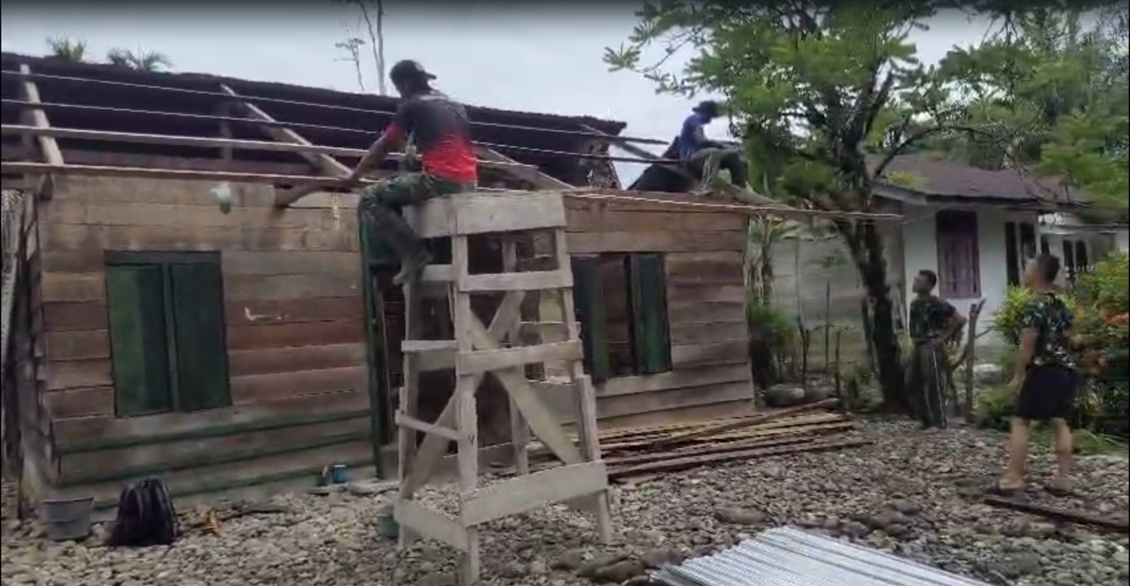 Keuchik Ujong Blang Apresiasi Program Rehab RTLH Satgas TMMD