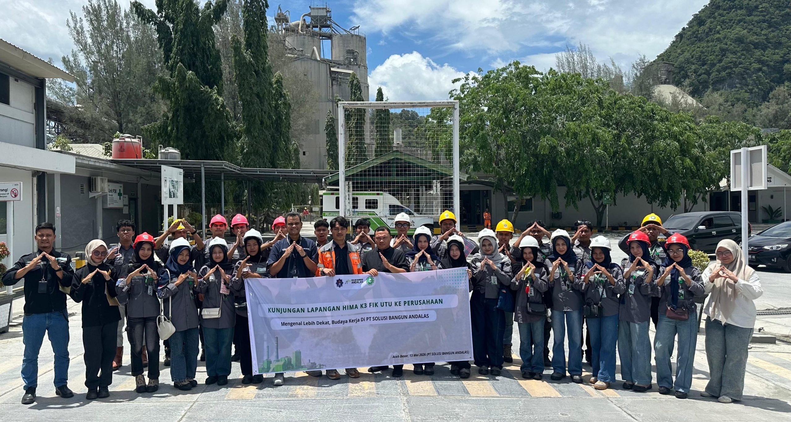 HIMA K3 FIK UTU Wujudkan Program Kunjungan Industri