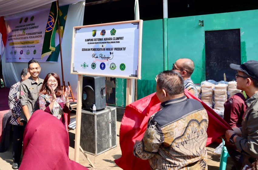  Resmikan Kampung RA dan Pemberdayaan Wakaf Produktif di Pekalongan, Sahli ATR/BPN Harapkan Kesejahteraan Masyarakat Dapat Terwujud