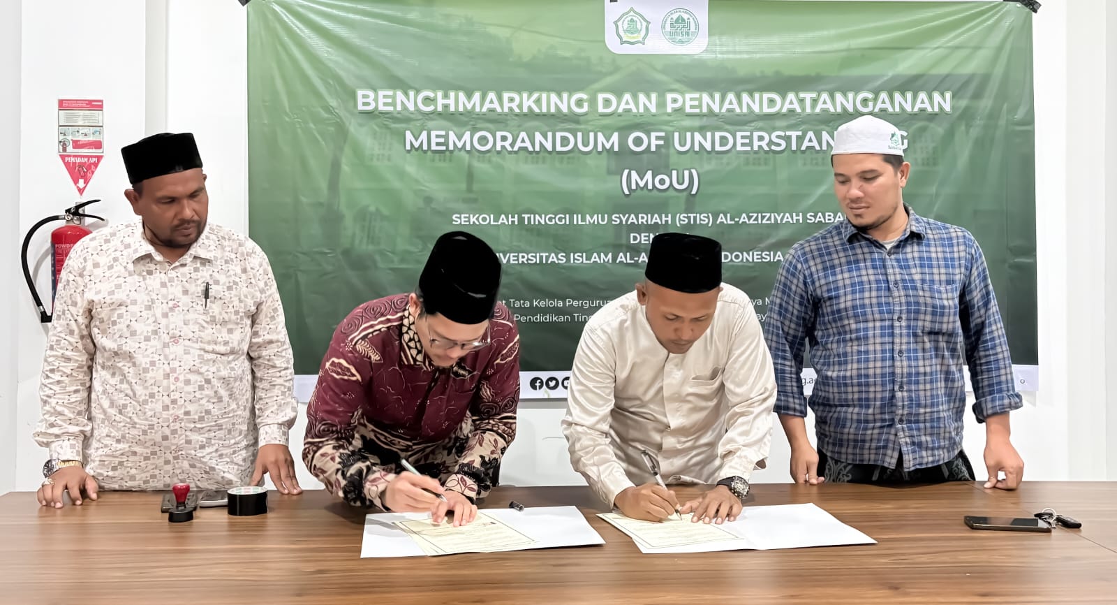 Tingkatkan Mutu Pendidikan Tinggi, STIS Al – Aziziyah Sabang dan UNISAI Jalin Kerja Sama Strategis