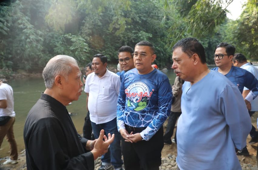  Hadiri Gerakan Nasional “AYO Muliakan Sungai”, Wamen Ossy: Memuliakan Sungai Berarti Memuliakan Negara