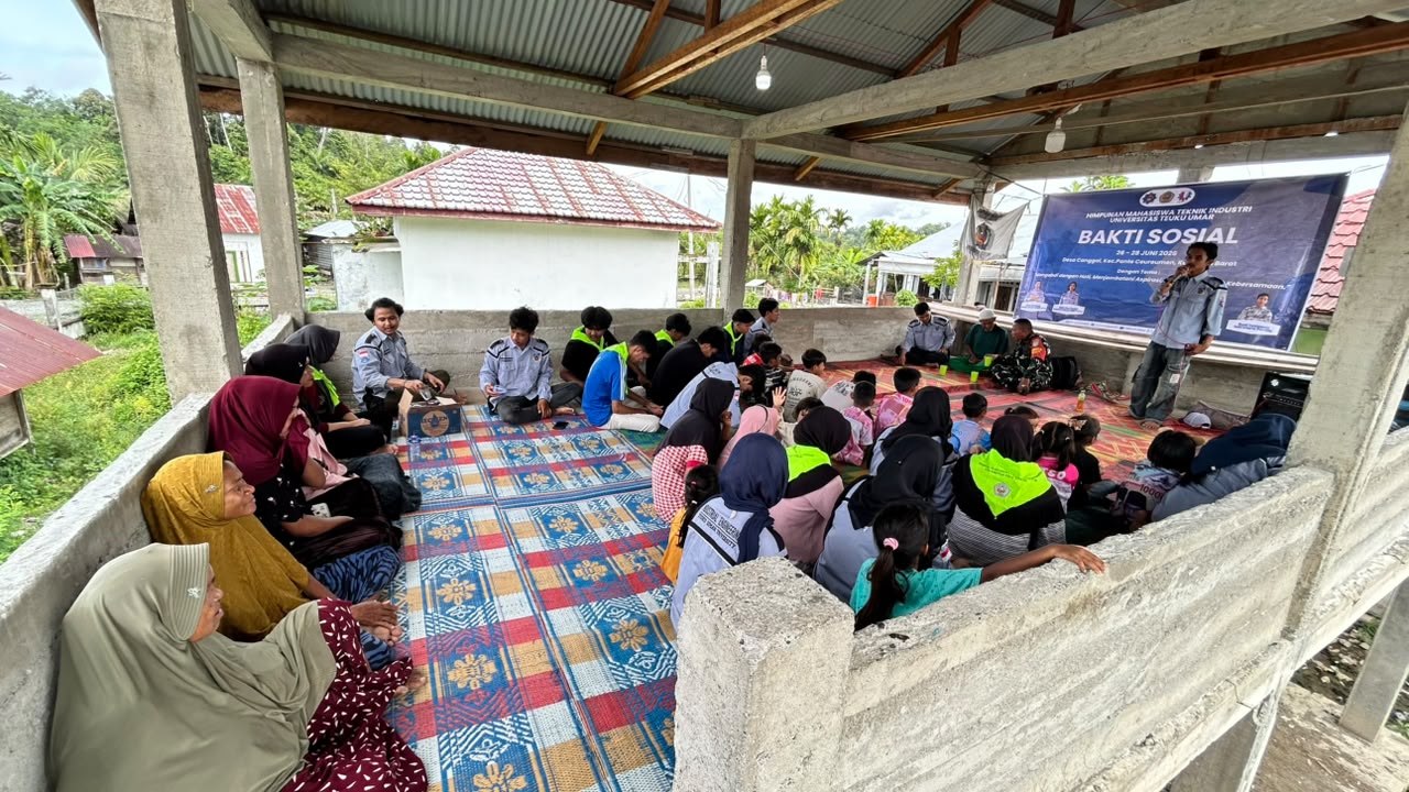 Mahasiswa HMTI-UTU Gelar Bakti Sosial dan Edukasi Penting Pengawasan Anak di Gampong Canggai Aceh Barat