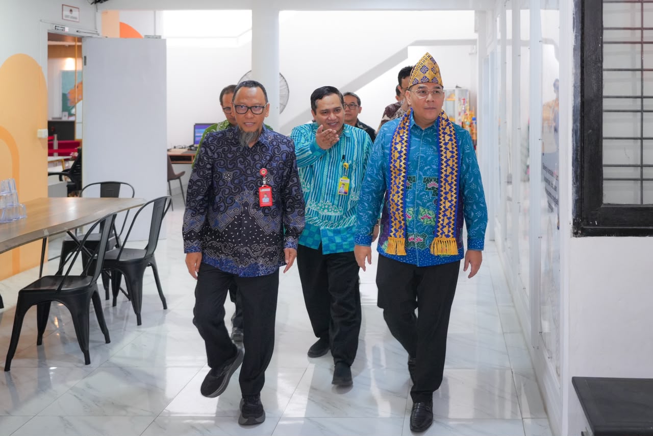 Sambangi Lampung, Wamen ATR/Waka BPN: Pelayanan di Loket Jadi Tolok Ukur Keberhasilan Kantah