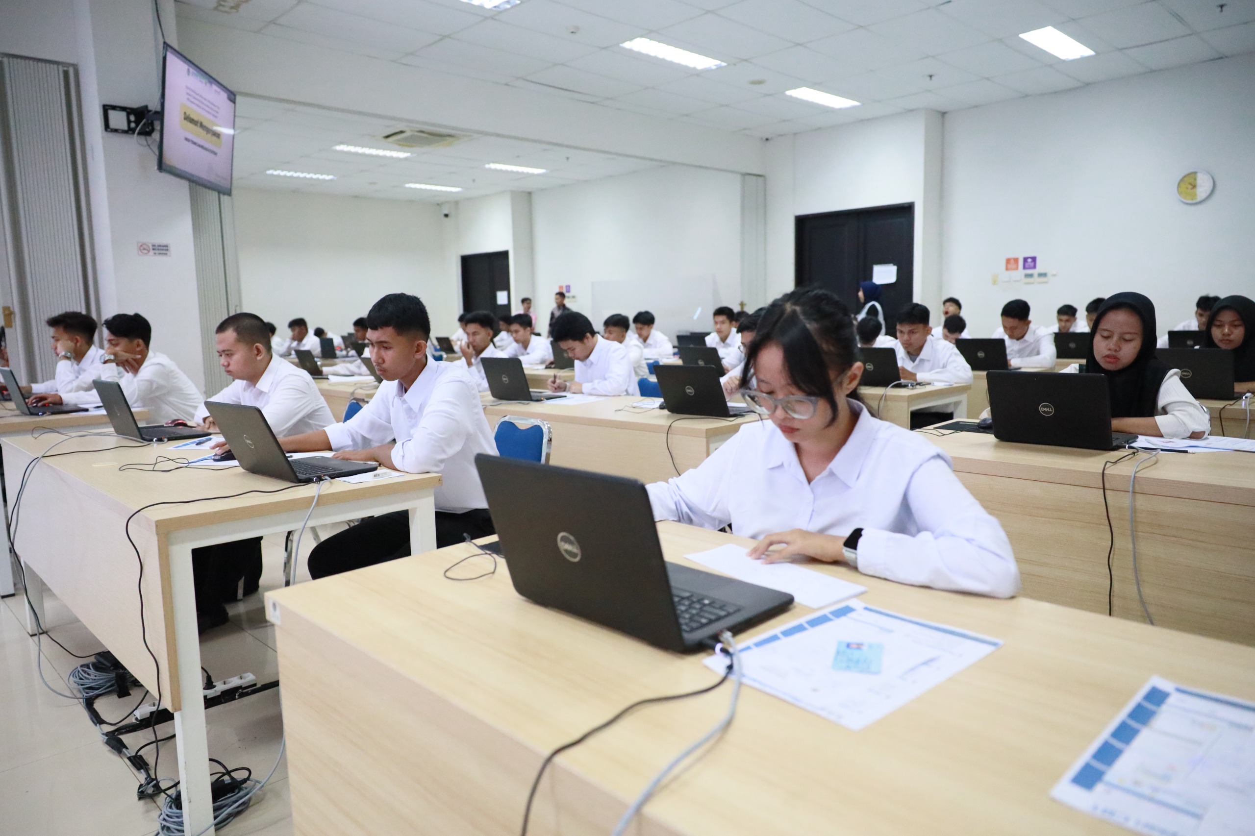 Semangat Mengabdi Warnai Suasana Seleksi Penerimaan Taruna Baru Politeknik Agraria STPN