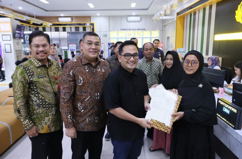  Tinjau Kantah Kota Batam Bersama Komisi II DPR RI, Wamen ATR/Waka BPN Pastikan Pelayanan Pertanahan Berjalan Efisien