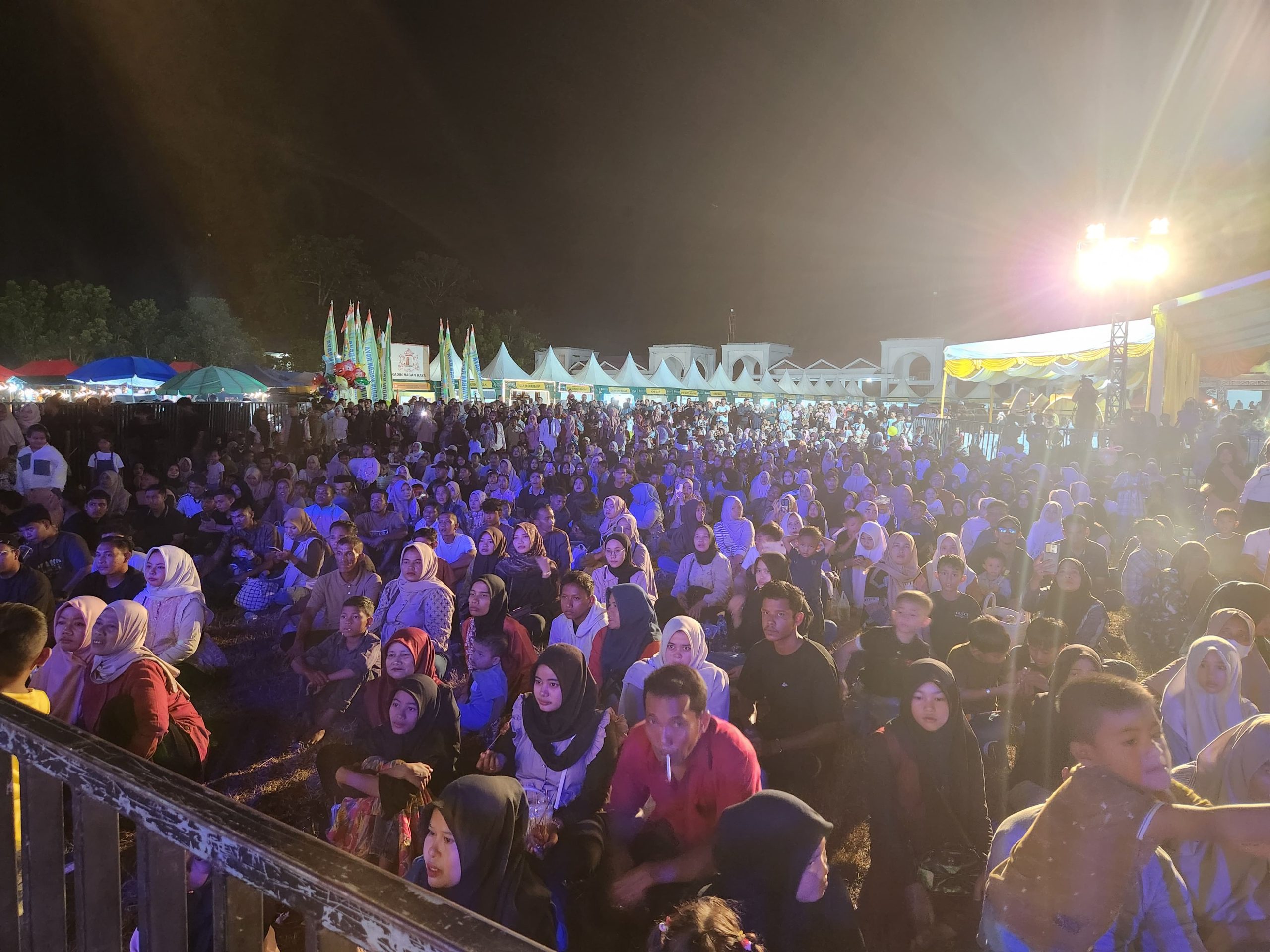 Bupati TRK Resmi Tutup Nagan Raya Fair 2026, Lebih dari 10 Ribu Warga Padati Alun-Alun Suka Makmue