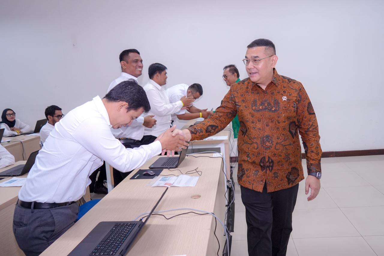 Buka Ujian PPAT 2026, Wamen Ossy: Memastikan Layanan Pertanahan dari PPAT yang Kompeten, Profesional dan Berintegritas