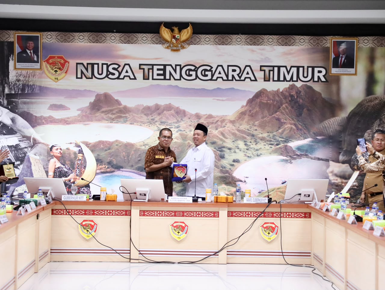 Cegah Masalah di Masa Depan, Menteri Nusron Ajak Pemda Percepat Sertipikasi Tanah Rumah Ibadah di NTT