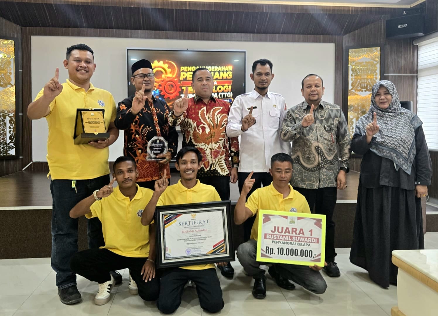Mesin Penyangrai “Ue Neulheu” Antar Nagan Raya Raih Juara Pertama Lomba Inovasi Alat TTG Aceh 2026