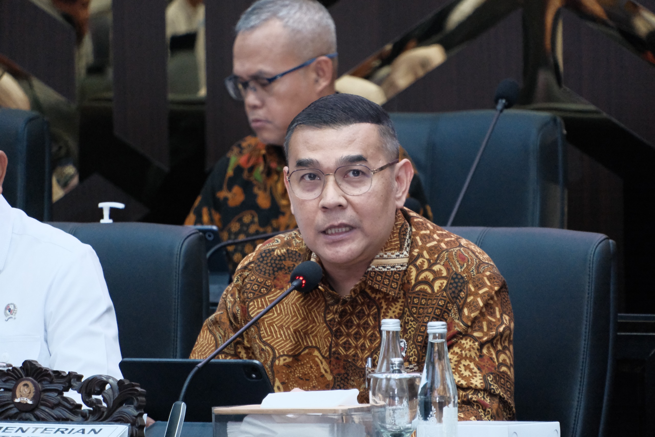 Wamen Ossy Rapat Kerja Bersama Baleg DPR RI Bahas Penyusunan RUU Reforma Agraria