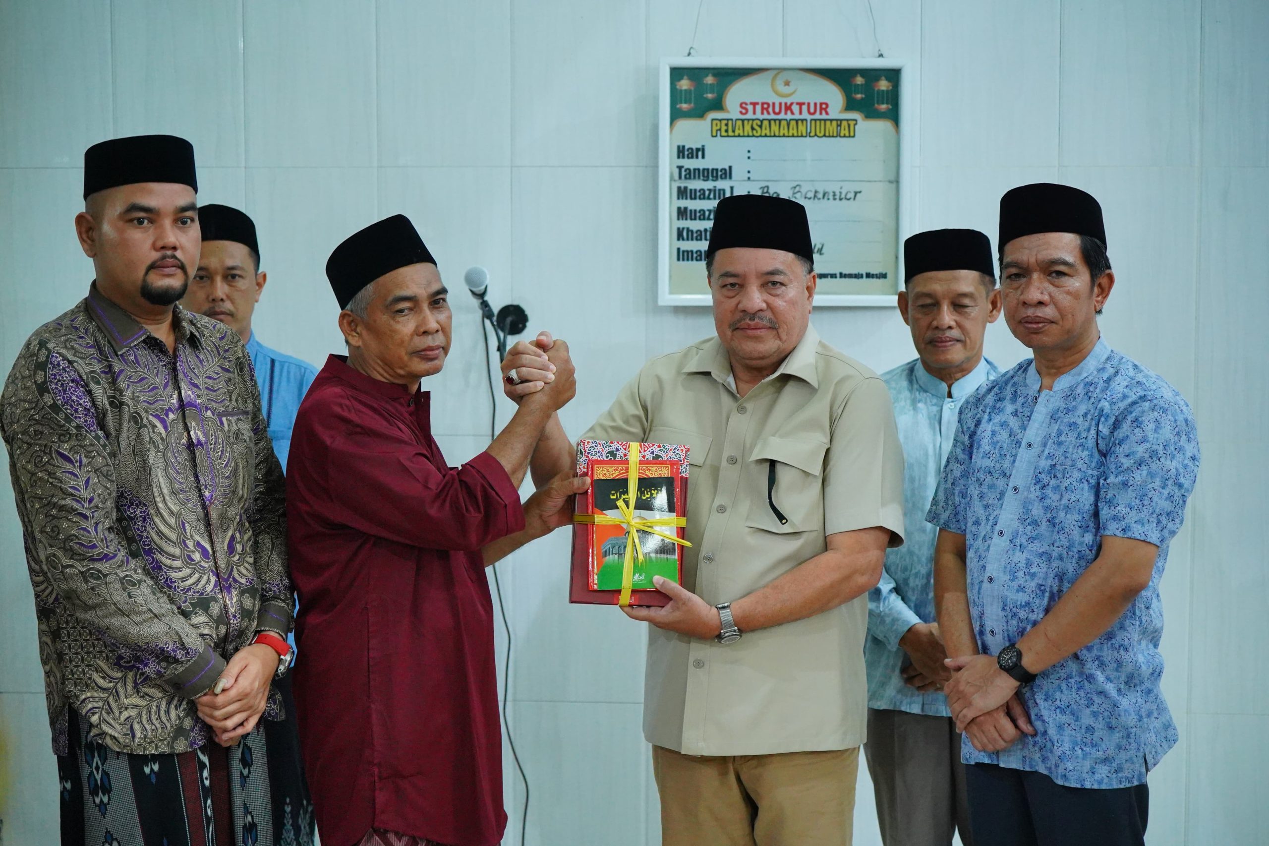 Pimpin Tim Safari Ramadan ke Darul Makmur, Ini Kata Bupati TRK