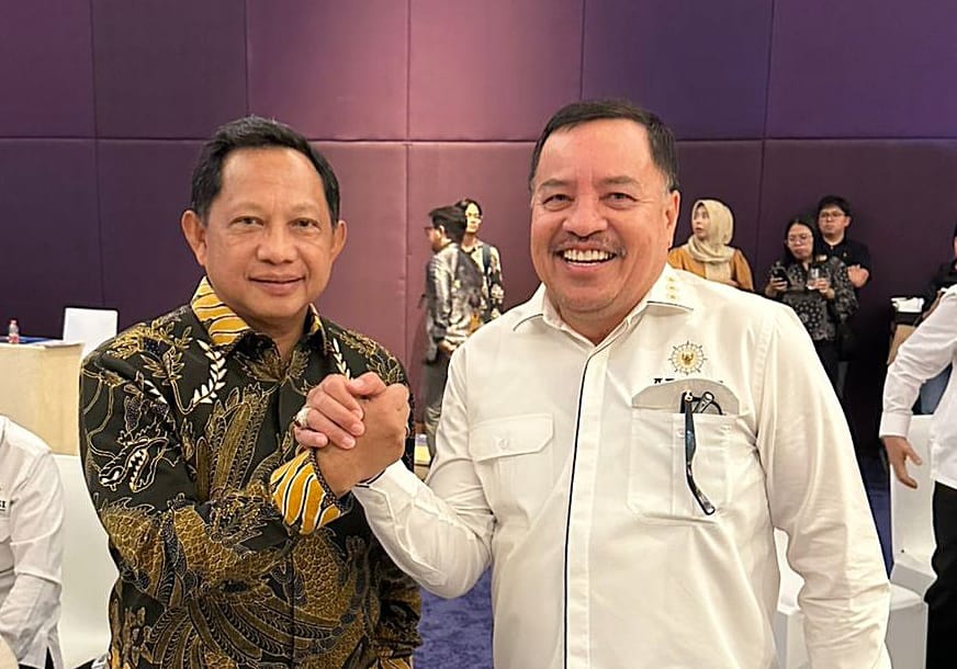Hadiri Rapat Dewan Pengurus APKASI, Bupati TRK Ajak Mendagri Tito Karnavian ke Nagan Raya