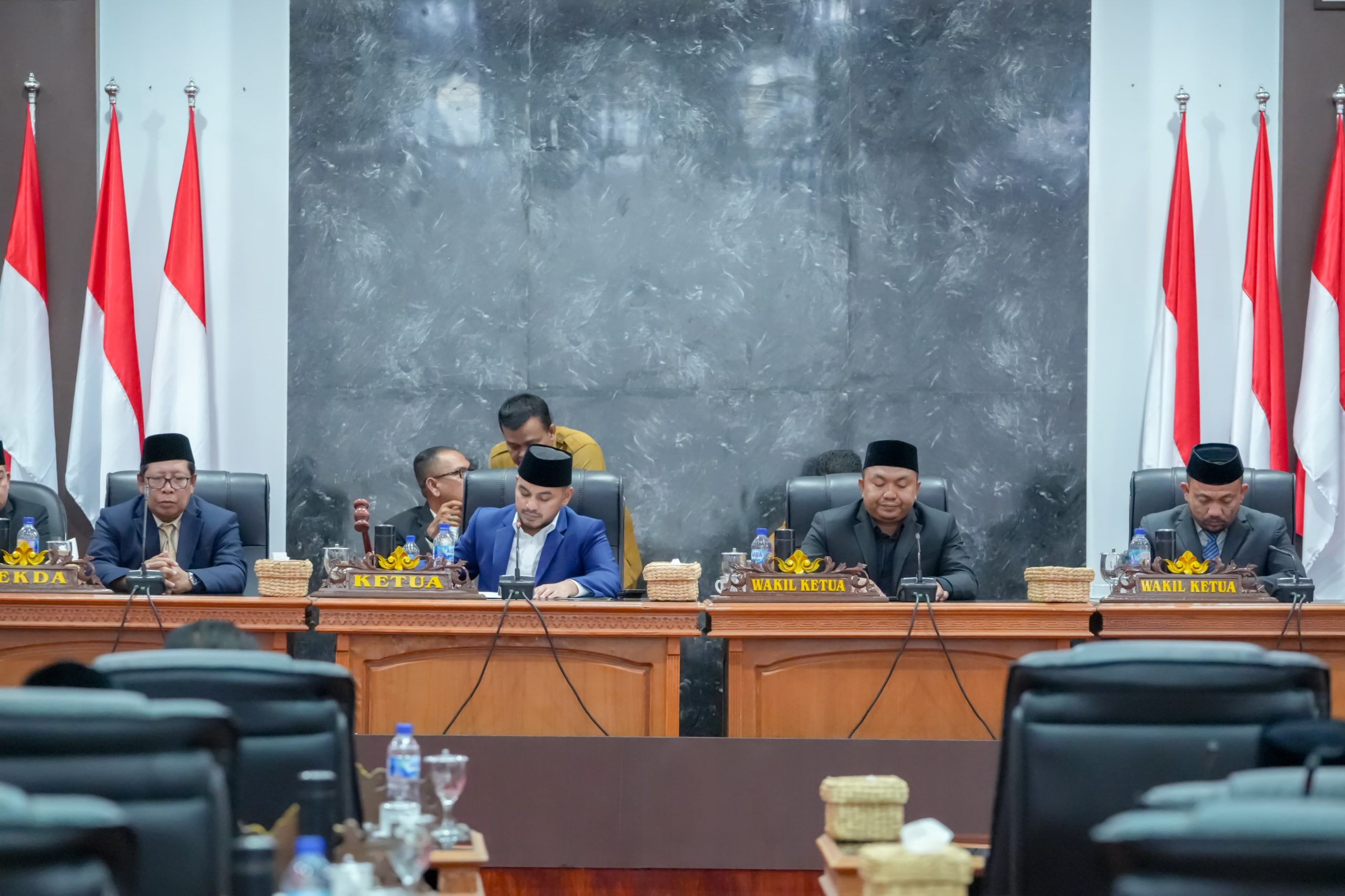 Ketua DPRK Nagan Raya Pimpin Rapat Paripurna Penyampaian KUA-PPAS APBK 2027