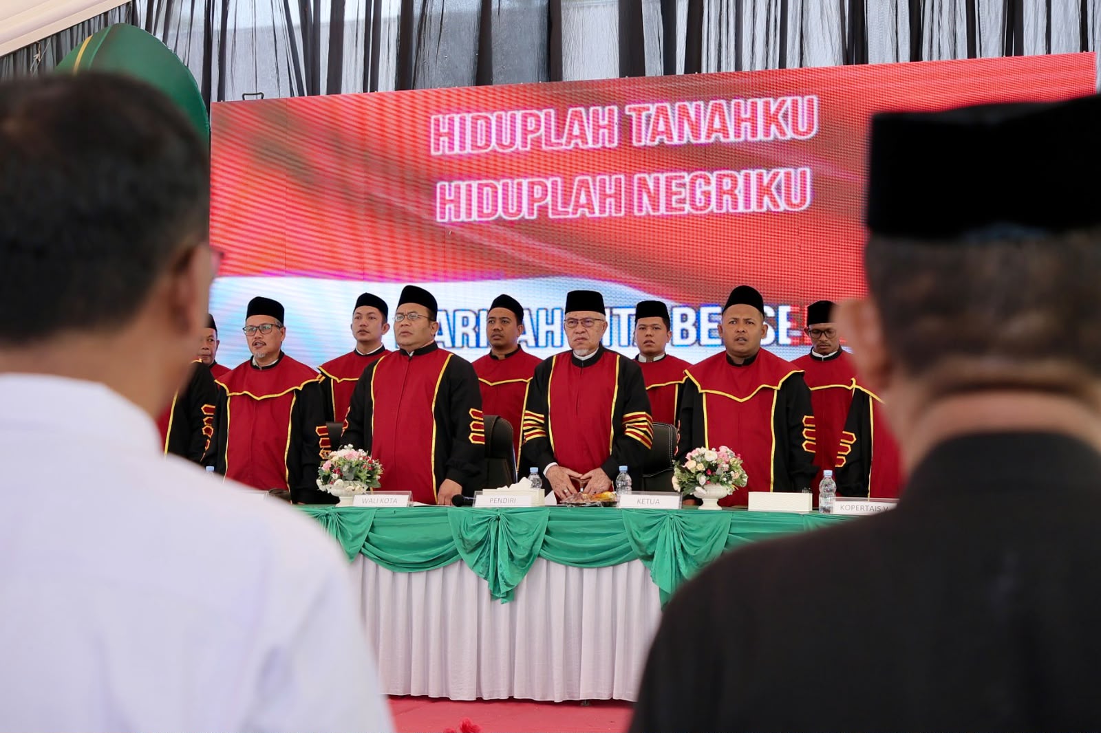 54 Mahasiswa STIS Al-Aziziyah Sabang Mengikuti Wisuda