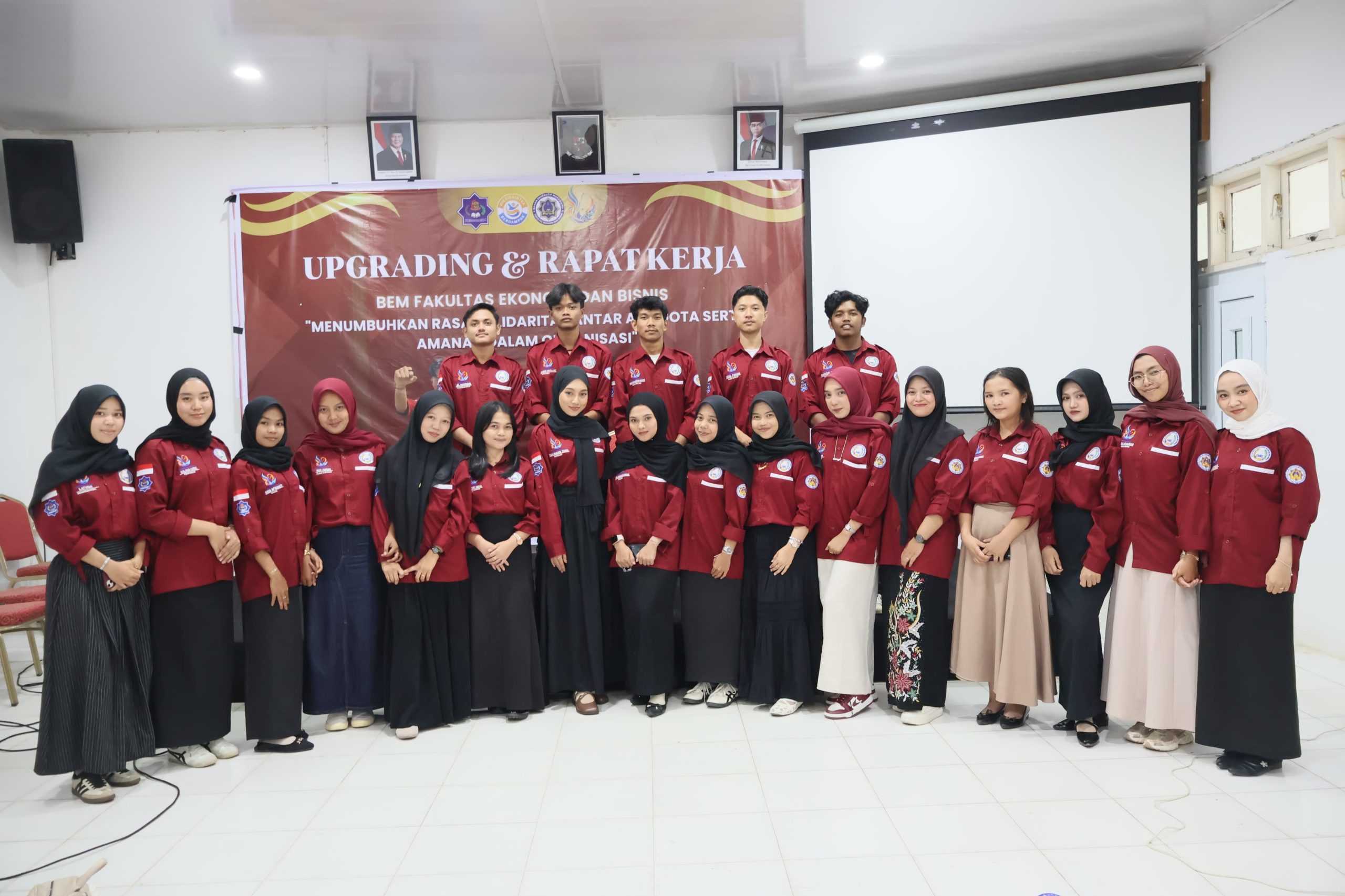 BEM FEB UTU Gelar Upgrading dan Rapat Kerja, Perkuat Solidaritas dan Amanah Organisasi