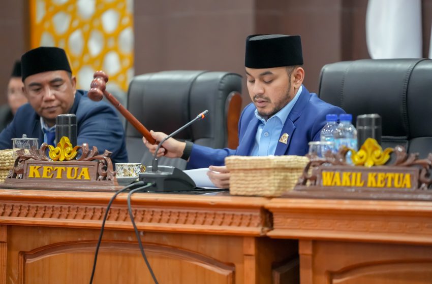  Ketua DPRK Nagan Raya Pimpin Rapat Paripurna Bahas KUPA dan PPAS Perubahan APBK 2026
