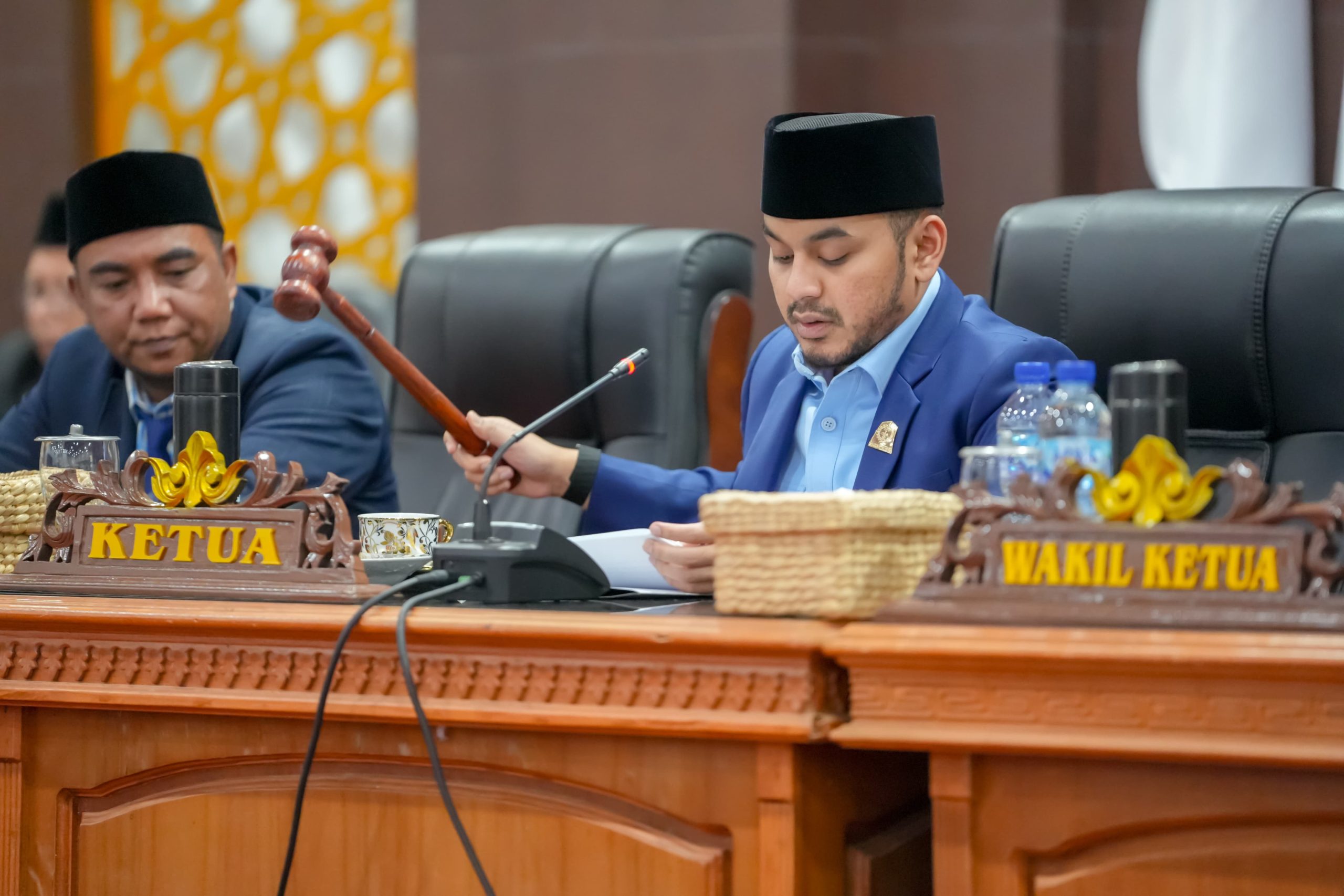 Ketua DPRK Nagan Raya Pimpin Rapat Paripurna Bahas KUPA dan PPAS Perubahan APBK 2026