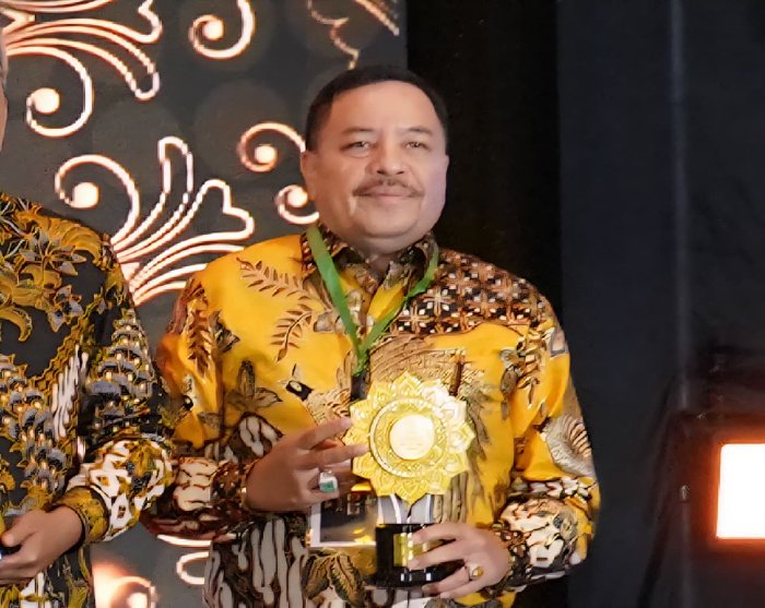  Cakupan JKN 100 Persen, Nagan Raya Terima Penghargaan UHC Tingkat Madya